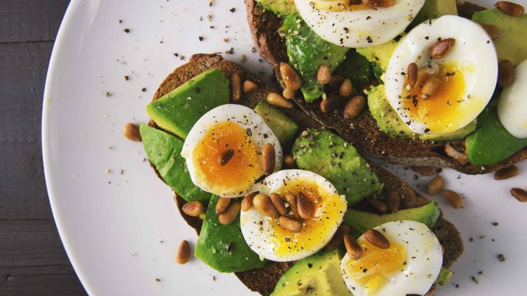 appetizer-avocado-bread-566566