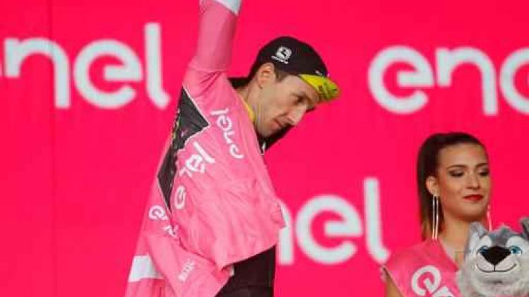 Giro - Simon Yates blijft langer in het roze