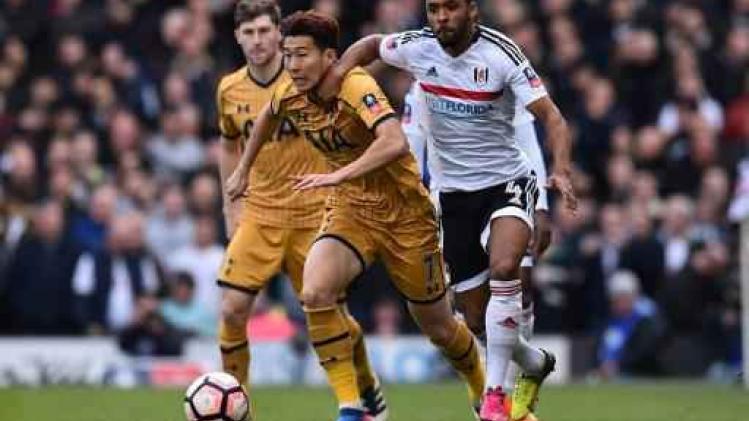 Belgen in het buitenland - Odoi helpt Fulham met knap kopbaldoelpunt aan promotiefinale