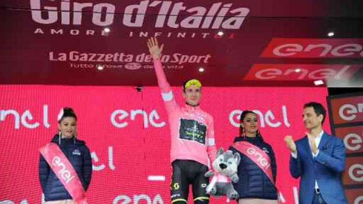Giro - Simon Yates evenaart Merckx