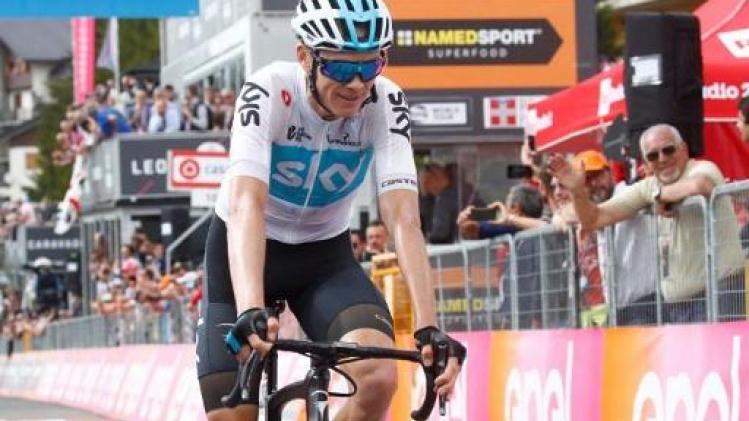 Froome rijdt virtueel in roze na doldwaze coup