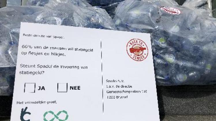 Recycling Netwerk brengt plastic flesjes van 20 km door Brussel naar Spadel