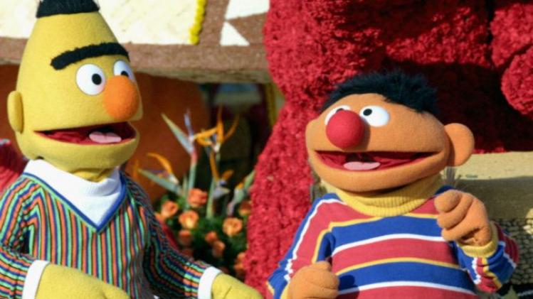 Bert en Ernie stappen naar de rechter