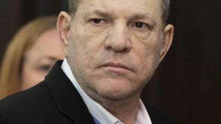 Grand jury klaagt ex-filmmagnaat Weinstein aan voor verkrachting
