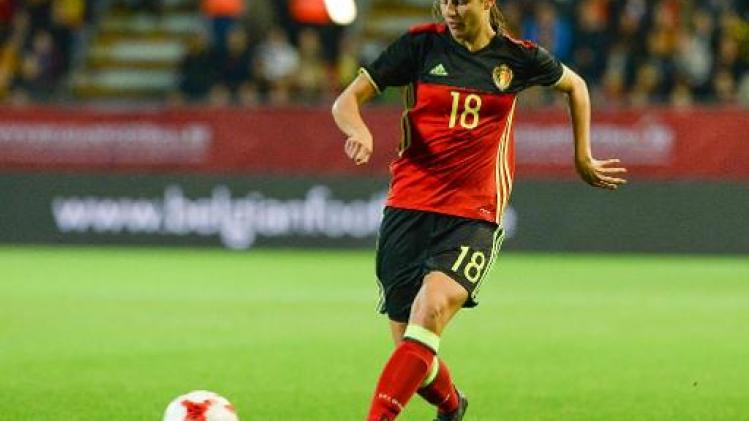 Laura De Neve (Anderlecht) gelauwerd als beste voetbalster in België