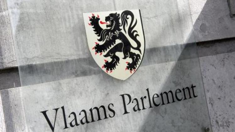 Vlaams Parlement schrapt vliegtuig voor korte buitenlandse verplaatsingen