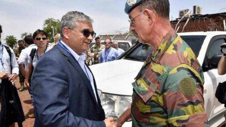 Defensieminister Vandeput en parlementsleden naar Mali