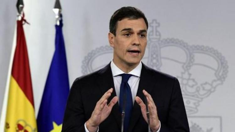 Nieuwe Spaanse premier Sanchez stelt een Europees gezinde regering samen