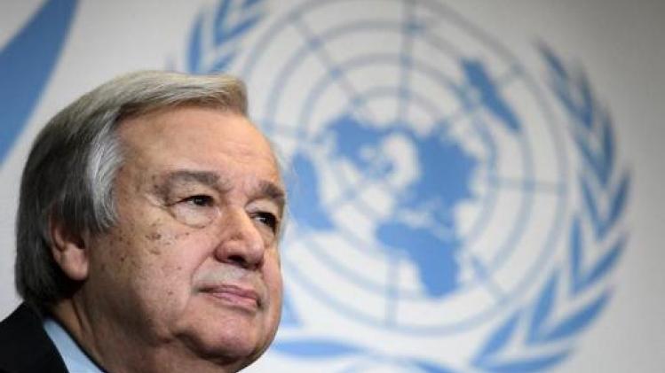 VN-leider beschouwt top van Singapore als "mijlpaal"