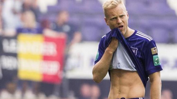RSC Anderlecht geeft Olivier Deschacht geen nieuw contract