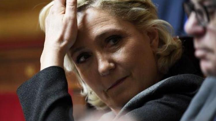Marine Le Pen moet 300.000 euro terugbetalen aan Europees Parlement