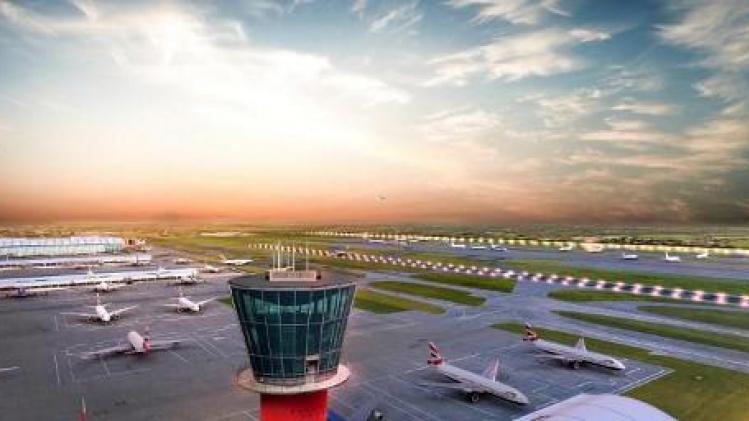 Brits parlement zet licht op groen voor uitbreiding luchthaven Heathrow