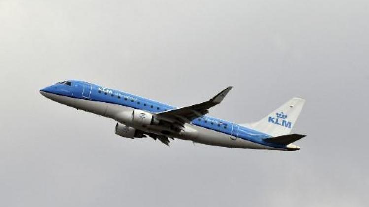 Nieuw op 1 juli - KLM stopt met verkoop van sigaretten