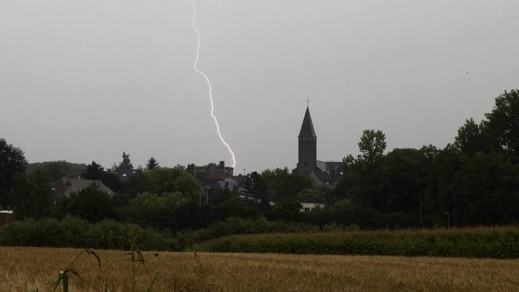 KMI waarschuwt voor onweersbuien in Limburg, Vlaams-Brabant en Wallonië