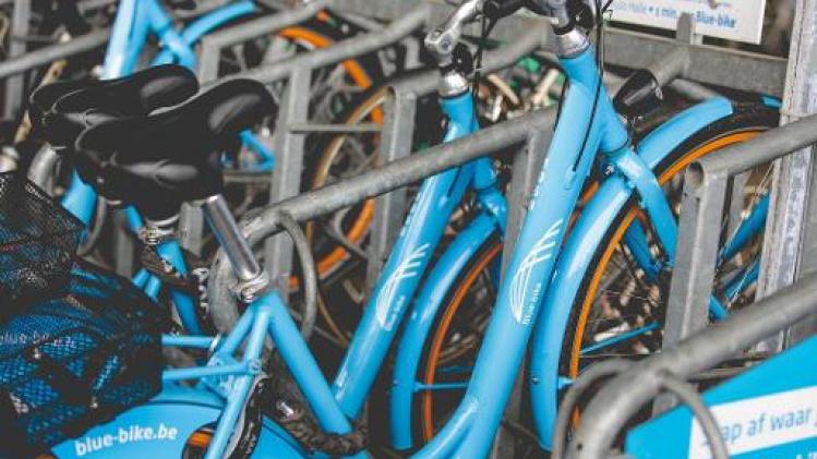 NMBS belooft verdrievoudiging aantal Blue-bikeplaatsen