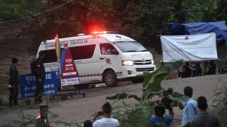 Zes kinderen bevrijd uit Thaise grot