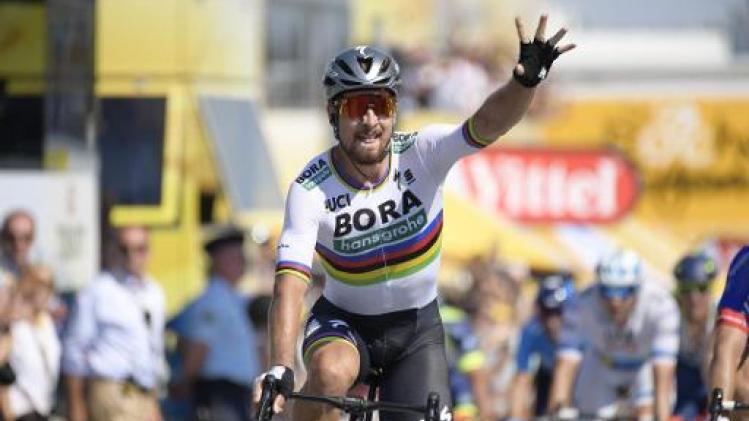 Sagan sprint naar zege in tweede etappe in Tour en pakt geel