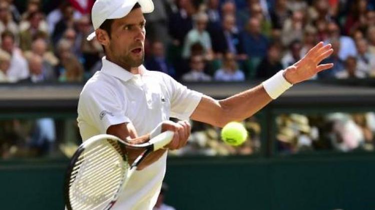 Novak Djokovic blijft op koers voor vierde titel