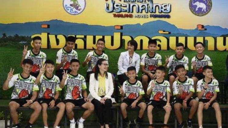 Thaïse voetballertjes mogen naar huis