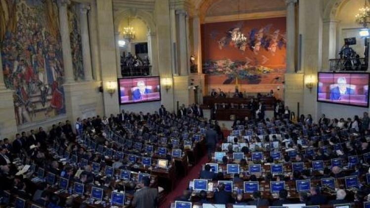 Voormalige FARC-rebellen nemen plaats in parlement