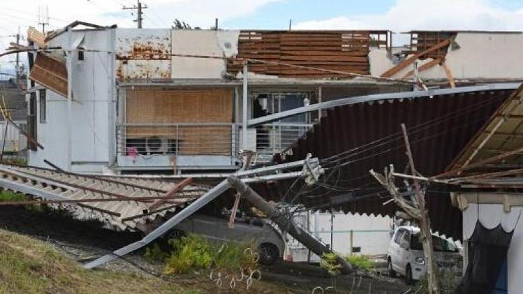 Al 20 gewonden en veel schade na doortocht tyfoon Jongdari in Japan