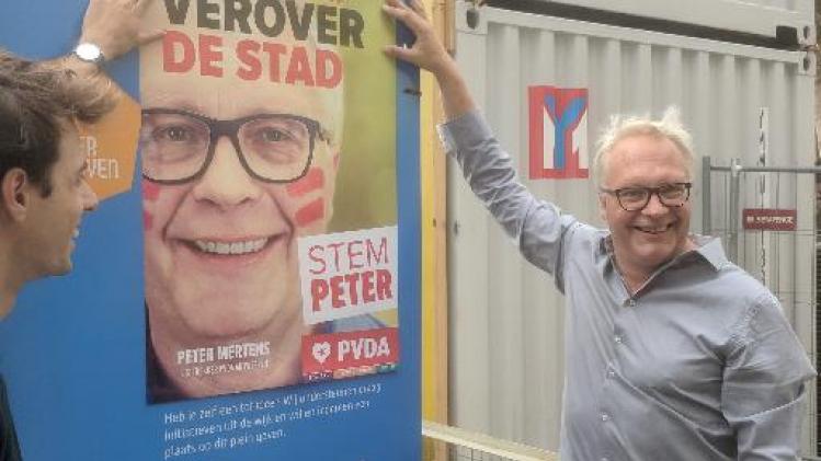 PVDA start affichecampagne "Verover de stad" in Antwerpen
