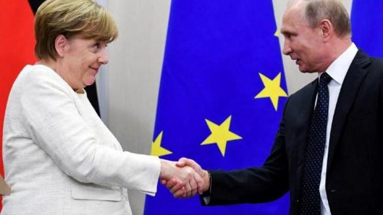 Poetin ontmoet Merkel op 18 augustus in Duitsland voor gesprek over Syrië en Oekraïne