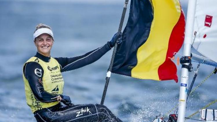 Nieuwpoort en Oostende huldigen wereldkampioene Emma Plasschaert
