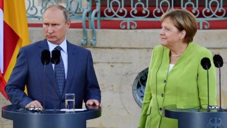 Ontmoeting Merkel-Poetin - Poetin wil Europese hulp bij heropbouw Syrië