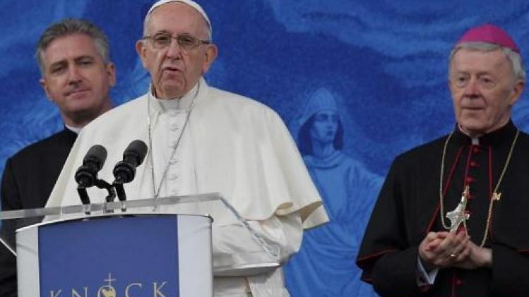 Paus vraagt "vergeving" misbruik van jongeren in Ierland