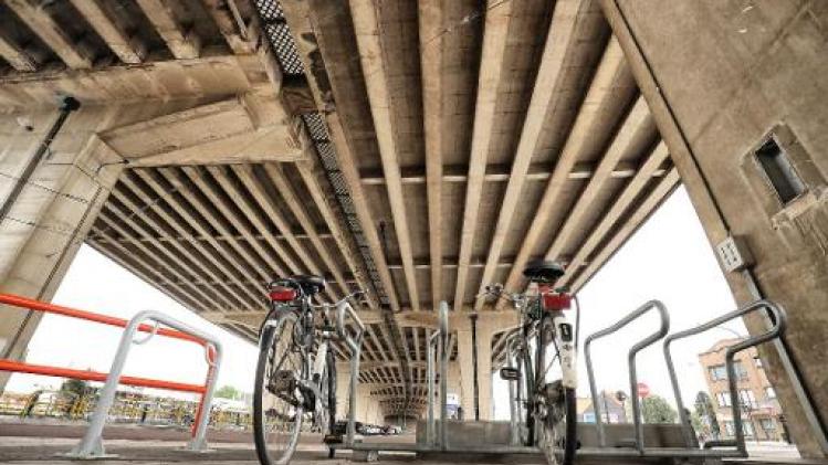 Bruggen en viaducten in Vlaanderen niet langer strak om de drie jaar geïnspecteerd