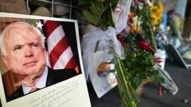Trump gaat niet naar begrafenis John McCain