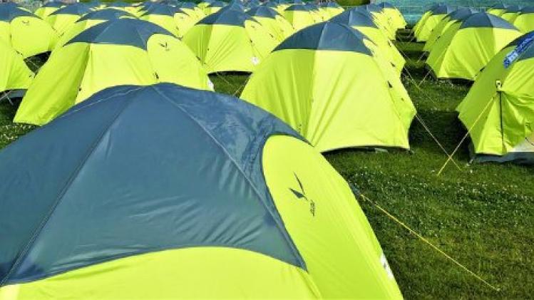 Dakloze studenten overnachten in tentenkamp