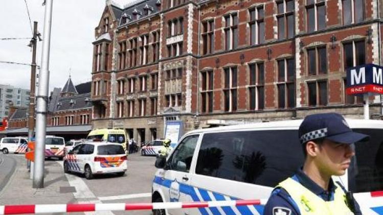 Steekpartij Amsterdam-Centraal - Verdachte steekpartij had terroristisch motief