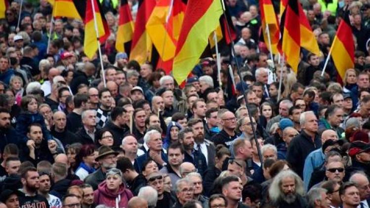 Meer dan 8.000 deelnemers aan extreemrechtse mars en tegenbetoging in Chemnitz