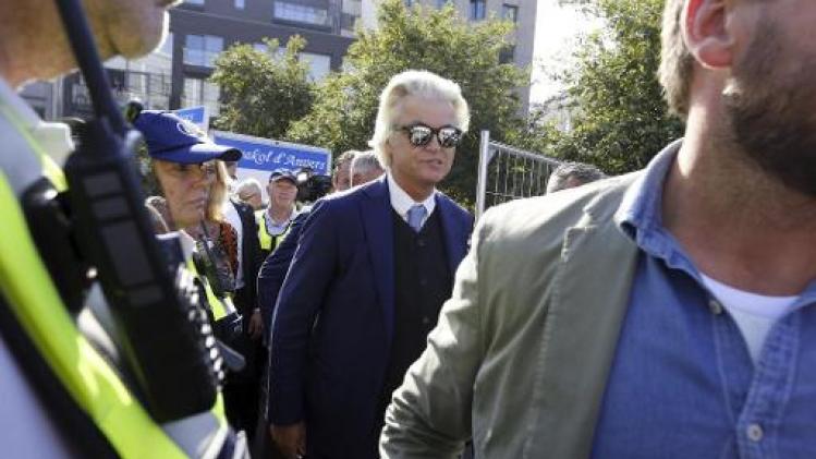 Steekpartij Amsterdam-Centraal - Verdachte noemt Wilders en beledigen van islam reden voor aanslag