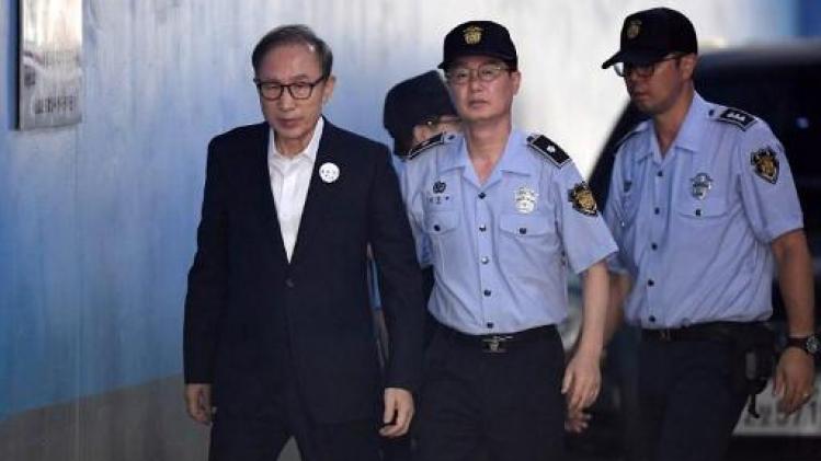 Parket vordert 20 jaar cel voor vroegere Zuid-Koreaanse president wegens corruptie