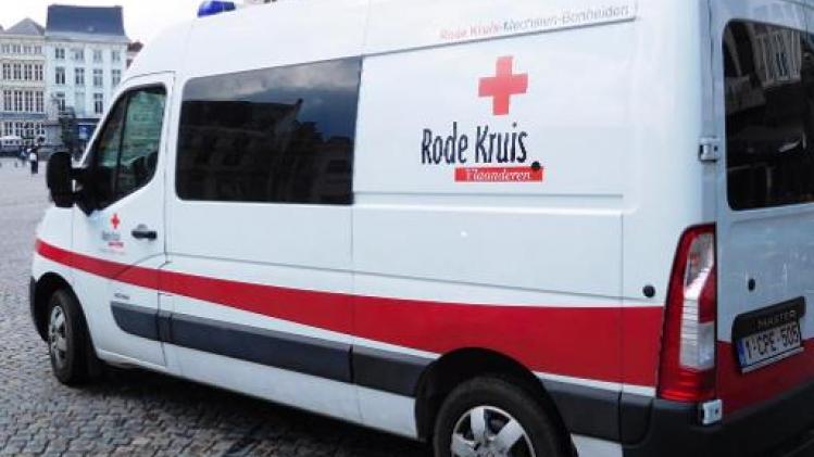 Rode Kruis-Vlaanderen leert kinderen hoe ze 112 moeten bellen