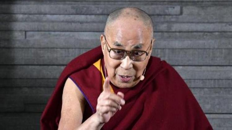 Dalai Lama ontmoet misbruikslachtoffers in Nederland