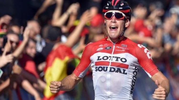 Jelle Wallays ontloopt massasprint in Vuelta voor ritzege