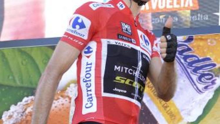 Yates deelt concurrenten tik uit in Vuelta