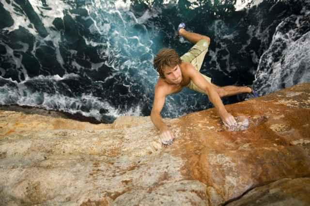 chris-sharma-breathtaking-rock-climbing-640x426.jpg