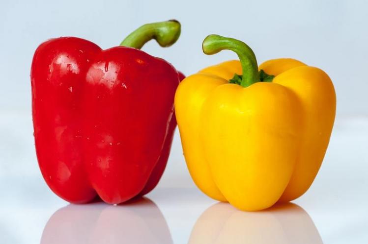 paprika-vegetables-yellow-red-53107.jpeg