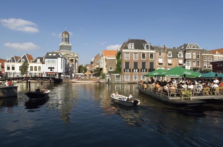terrasbootjes-4-fotocredit-Leiden-marketing.jpg