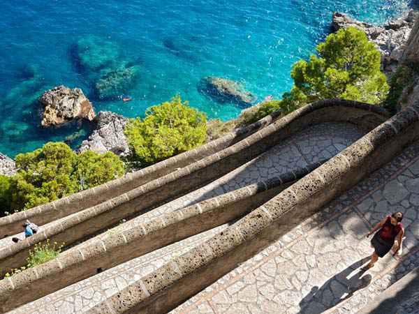02-Capri-Island-Path-Italy.jpg