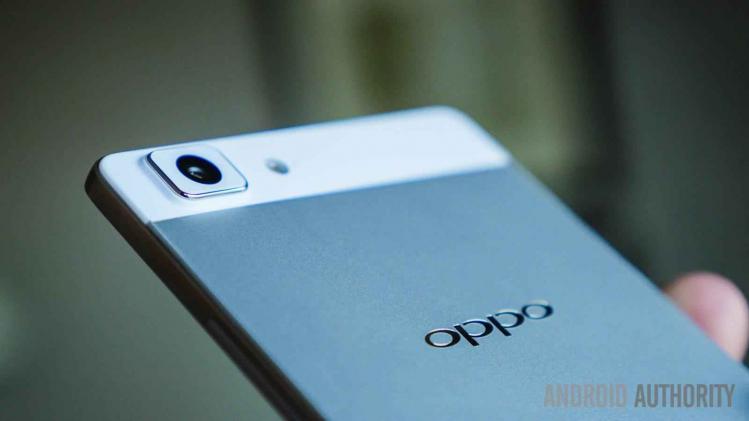 oppo-r5-first-look-10-of-18.jpg