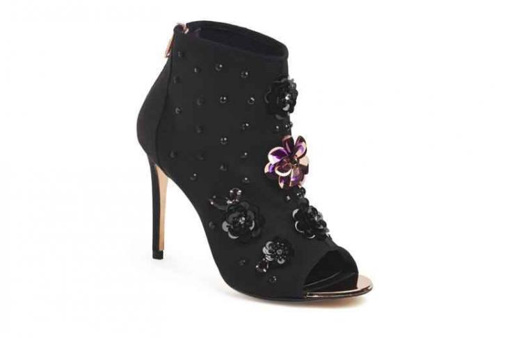 Ted-Baker-SS17-Black-Embellished-Ankle-Boots-210-euro.jpg