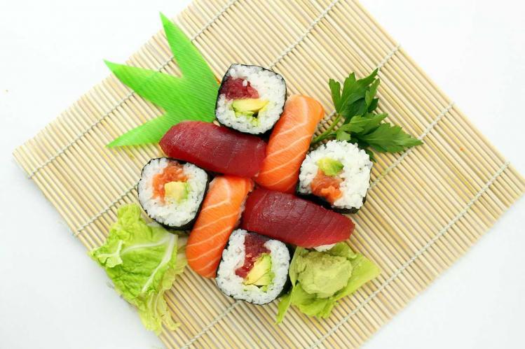 sushi-373588_1280.jpg