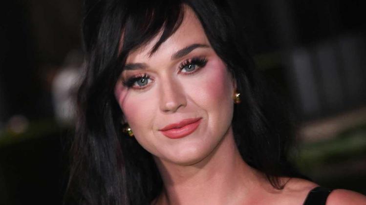 Katy Perry daagt Instagram uit met halfnaakte foto: «Wow, heel mooi!»