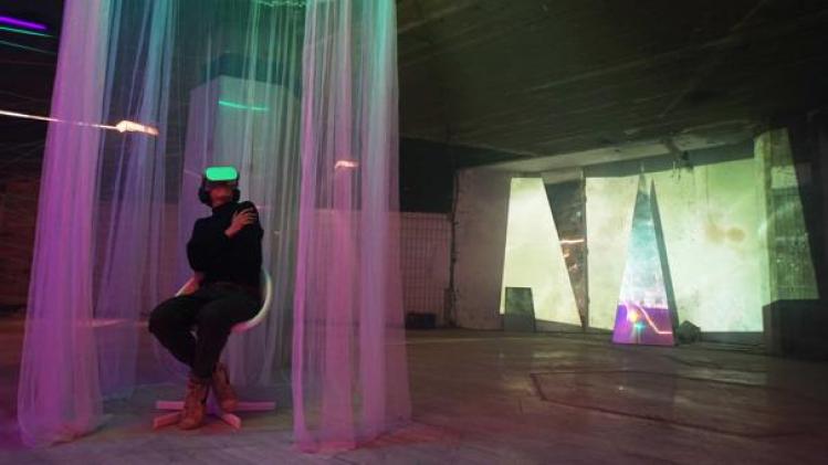 Immersieve expo toont de verborgen schatten van digitale kunst